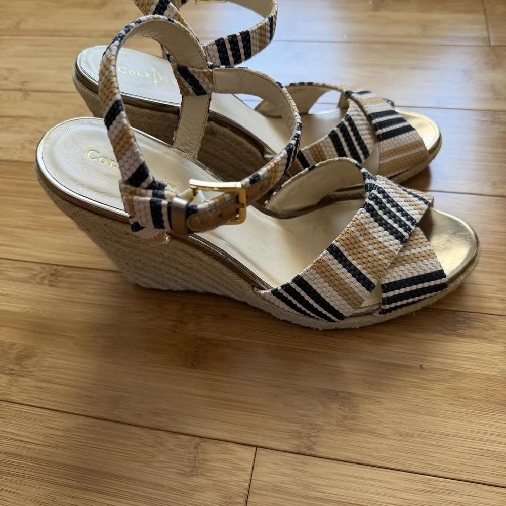 Cole Haan Hart Wedge Sandals Womens 9.5B Striped‎ Espadrille Ankle Strap Gold